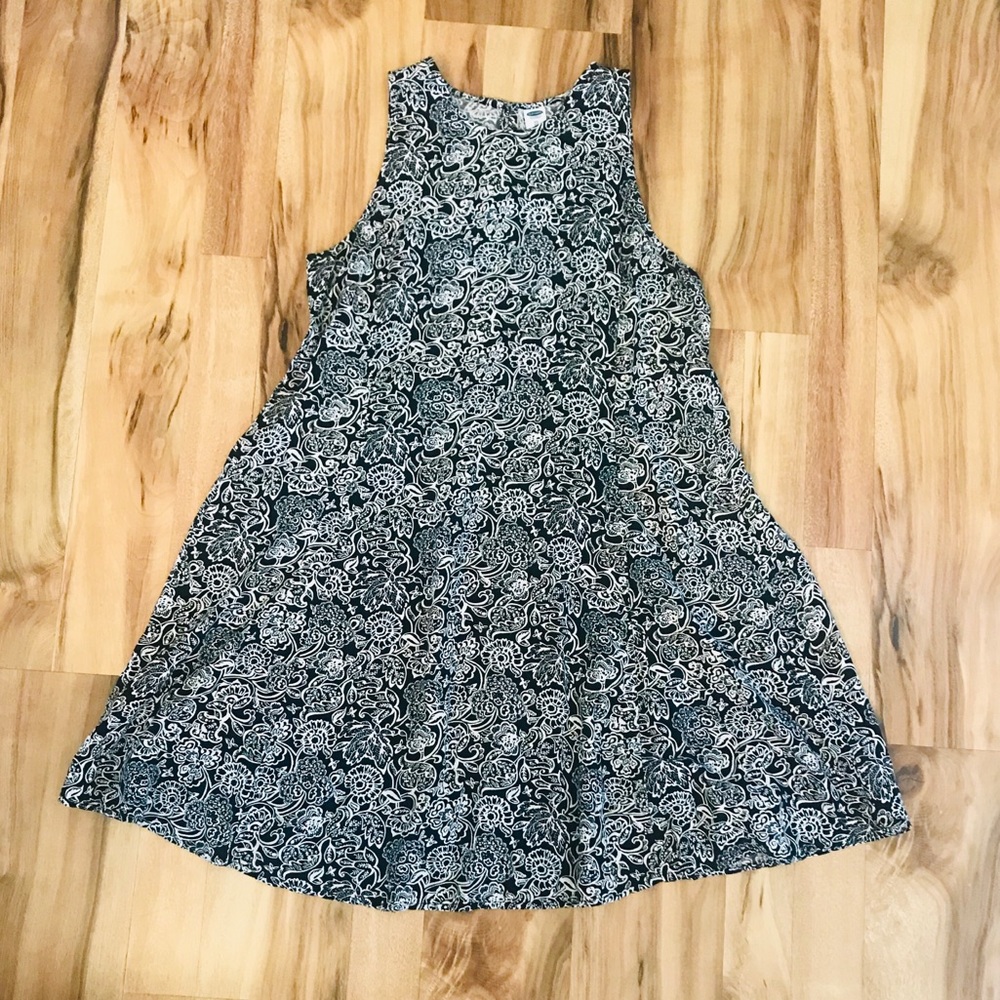 Black & White Old Navy Dress (Size Extra Small)